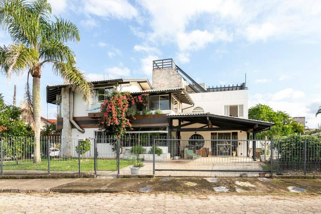 Patz Houz Hostel Florianopolis Exterior photo